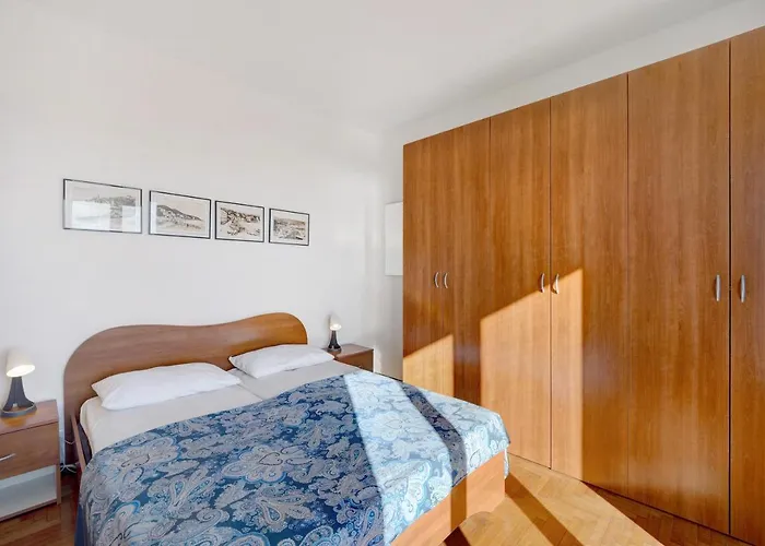 Bellevue Apartament *